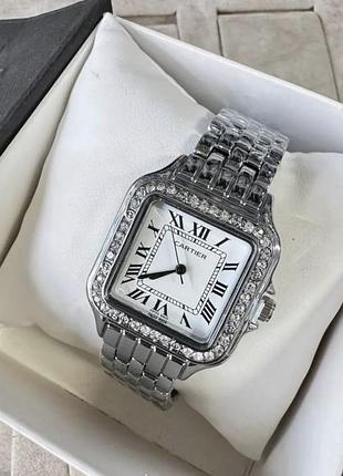 Жіночий годинник на металевому браслеті cartier з діамантами та з білим циферблатом. cartier panthère de cartier