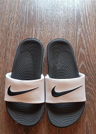 Шлепанцы nike
