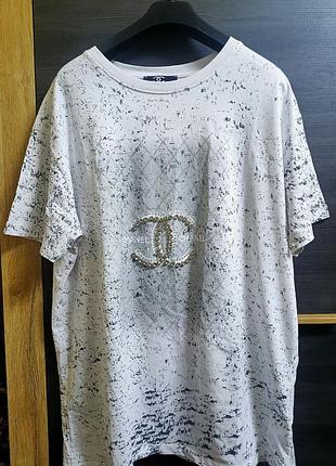 Футболка со стразами chanel