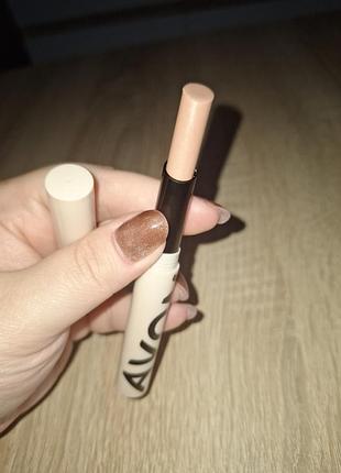Бальзам для губ avon