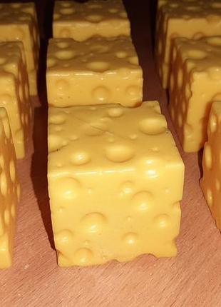Играшка детская резиновая кусок сыра. внимательно читайте условия пересылки!