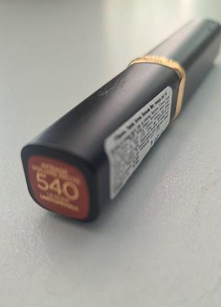 Распродажа!! новая помада l’oréal paris color#ne satin 540 le nude independent
