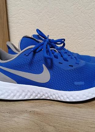 Кроссовки nike revolution 5