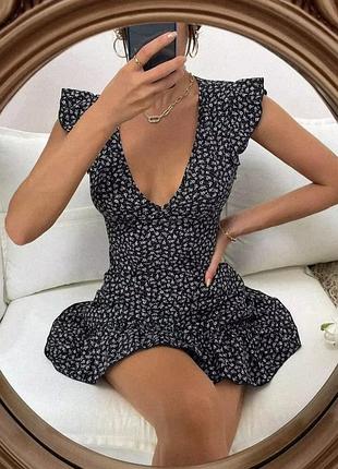Сукня коротка