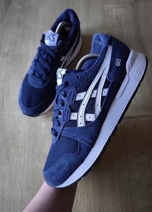 Крутые женские кроссовки  asics, оригинал, р.37,5.