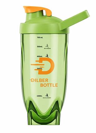 Зеленый тритановый шейкер diller bottle 700 мл с шариком для эффективного смешивания напитков