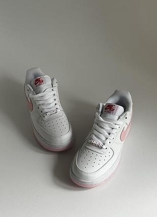Жіночі кросівки nike air force 1 white/pink “love”