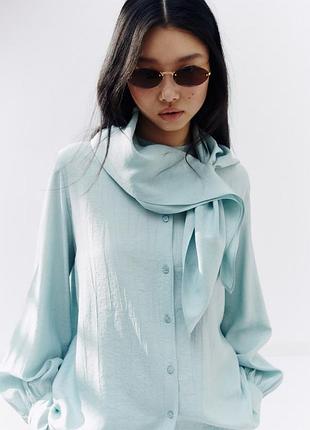Дуже красива блакитна вільна сорочка з хусткою з віскози h&m
✨✨✨✨✨✨✨✨✨✨✨✨