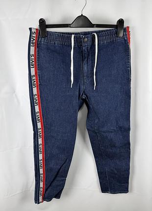 Джинсы levis