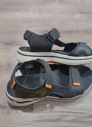 Сандалі skechers go walk arch fit розмір 44,5