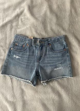 Джинсовые девчячие шорты levi’s ( на 14 лет )