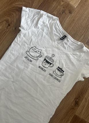 Xs xxs sinsay футболка жіноча біла з котиками топ трендова обтягуюча в стилі baby tee