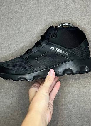 Ботинки треккинговые adidas 38 р