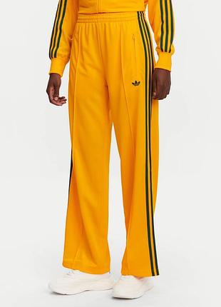 Штани жовті adidas