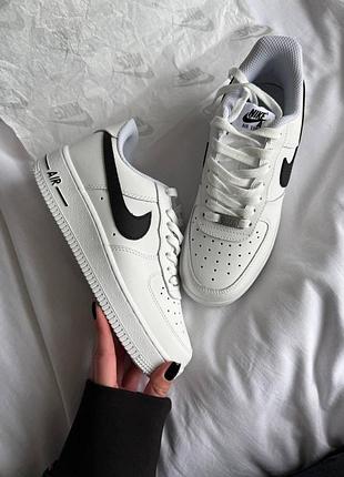 Стильные женские кроссовки nike air force low white black
