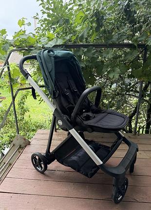 Продам дитячий візок thule sleek