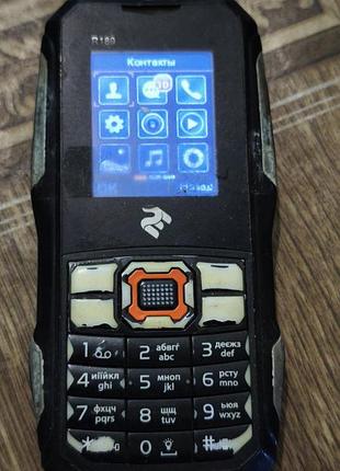 Мобильный телефон 2e r180 dual sim 4