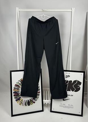 Оригінальні штани nike