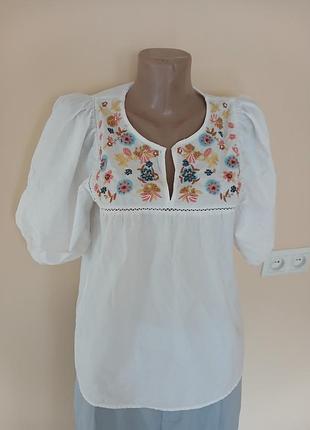 Вышитая блузка zara