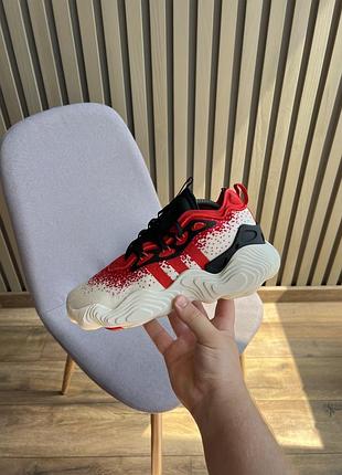 Кросівки adidas trae young 3 39 розмір оригінал нові сток
