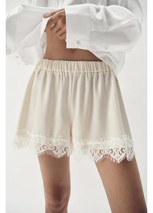 Сатинові шорти zara
