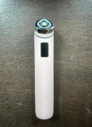 Medicube age-r booster pro pink - пристрій для догляду за шкірою
