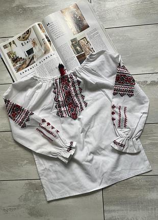 Вишиванка для дівчинки