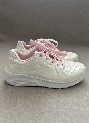 Кросівки skechers білий перламутр