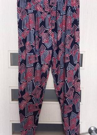 Летние брюки женские,султанки
6xl/58-62 размер