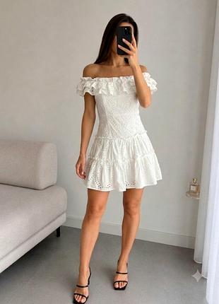 Хлопковое женское платье из прошвы zara