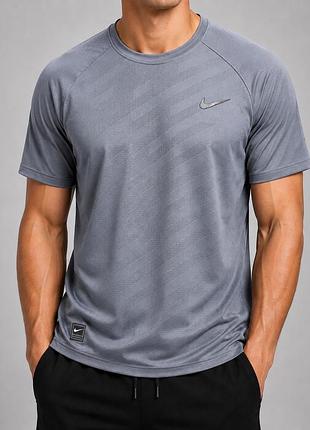 Чоловіча футболка nike dri-fit adv світлий графіт спортивна літня оригінал