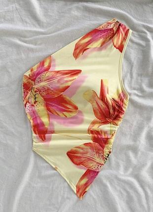 Топ майка в квітковий принт shein xl