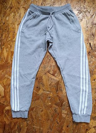Коттоновые оригинальные спортивные штаны adidas sportswear 3-stripes gm6460