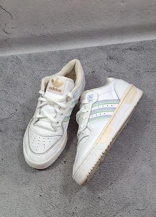 Кросівки adidas rivarly low шкіряні кеди жіночі campus gazelle