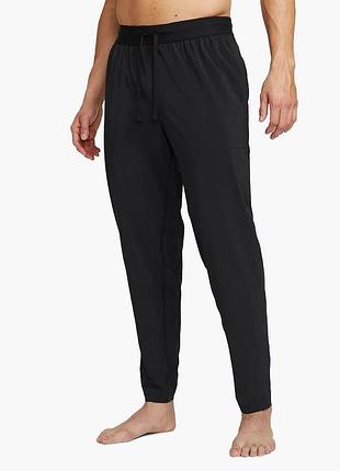 Брюки мужские nike mens yoga pants black dd2120-010