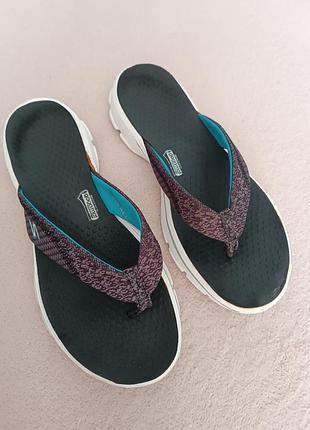 Жіночі вьєтнамки skechers