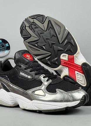 Adidas falcon кросівки спортивне взуття спортивные кроссовки для залу тренувань бігові беговая обувь трекінгові трейлові зручні адідас адик