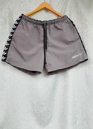 Шорти adidas розміру l чоловікам полієстр