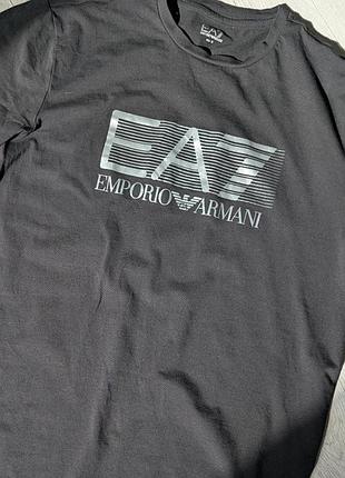 Футболка armani