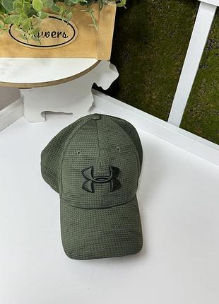 Чоловіча кепка бейсболка