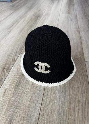 Крута шляпка chanel