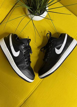 Шкіряні кросівки nike air jordan black