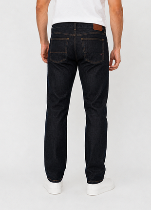 Джинси прямі tommy hilfiger, р. w 38, l 32.