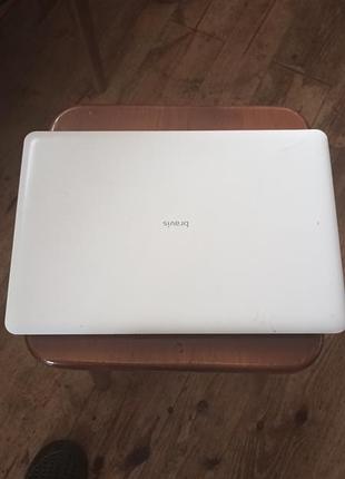 Прродам ноудбук bravis nb133 3