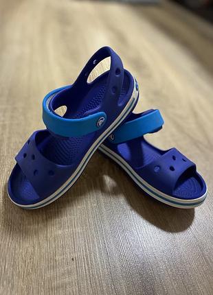Продам сандалі crocs 4