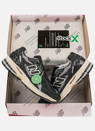 New balance 1906 black protection pack