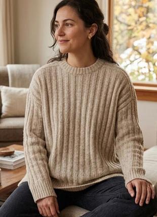 Свитер женский полушерстяной р.м/л. zara