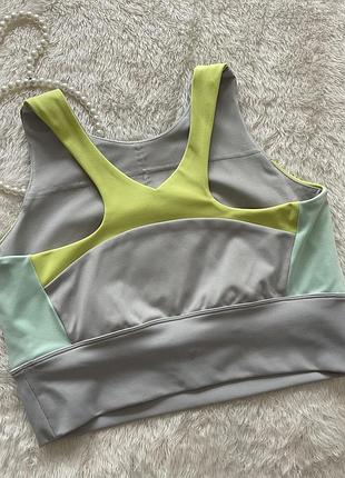 Подовжений спортивний топ workout