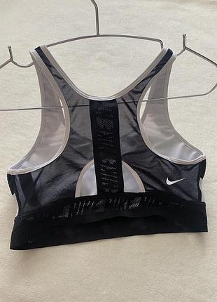 Спортивний топ nike