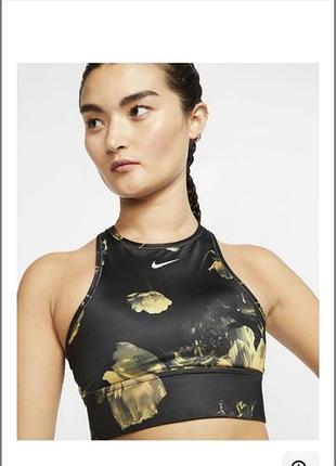 Спортивный топ nike